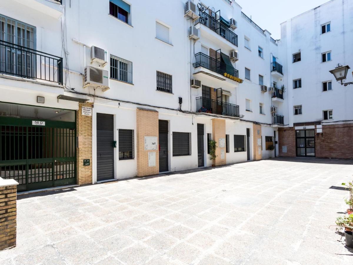 Cs Para Familias Junto A Plaza De San Marcos Севиля Екстериор снимка